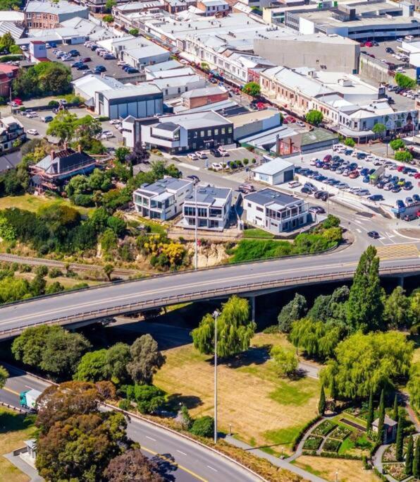 Location And Luxury In Timaru Apartment Exterior photo